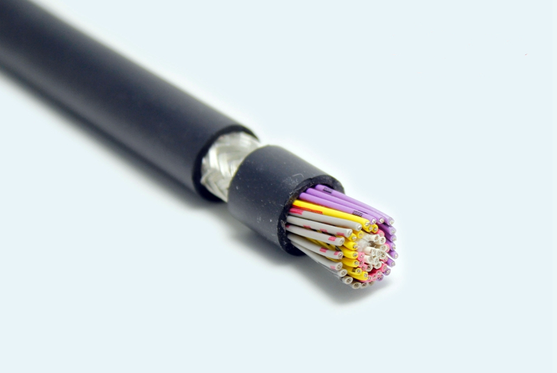 PVC柔性屏蔽电机电缆