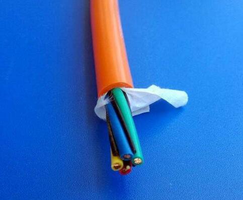 中柔拖链电缆屏蔽多芯200万次折弯