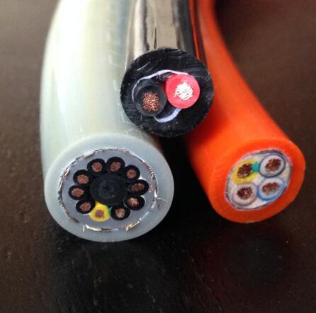 柔性数码芯铜丝屏蔽电缆